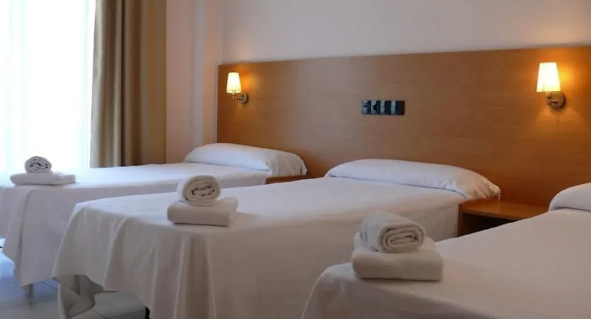 Bay Hotel Росас